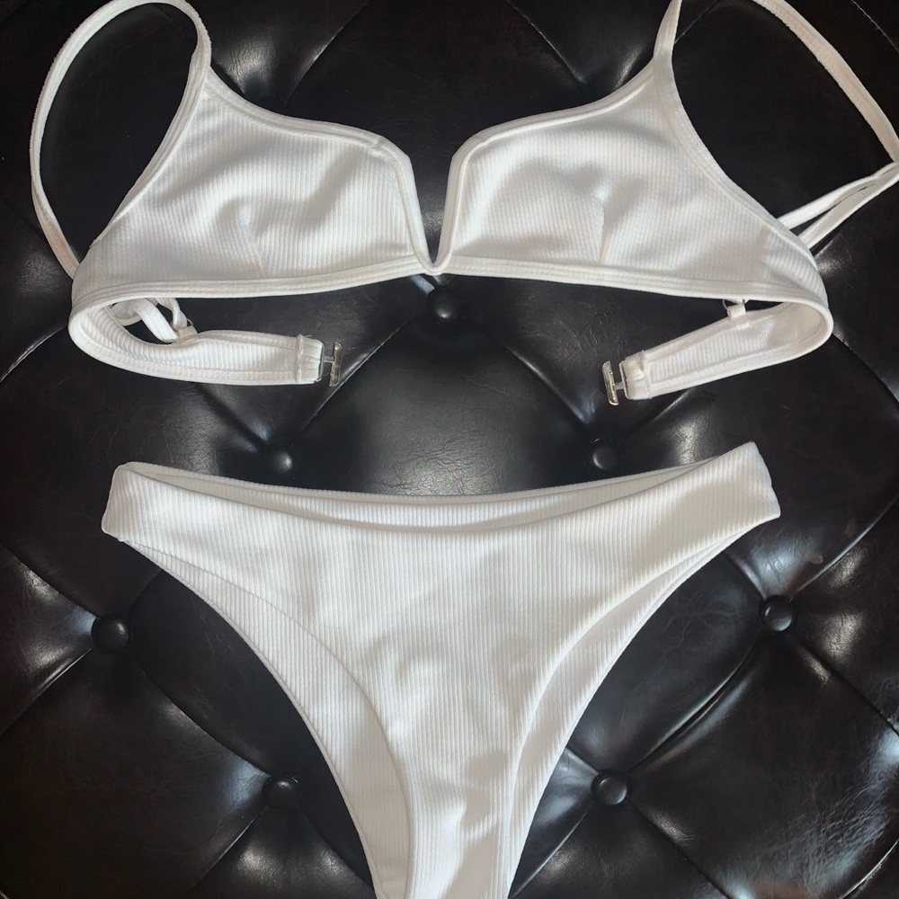 white zaful ribbed bikini